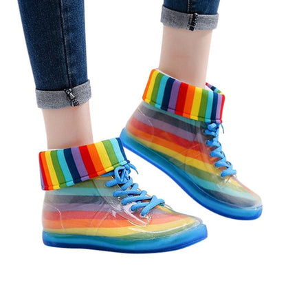 Regenbogen - warme und wasserfeste Damen-Boots