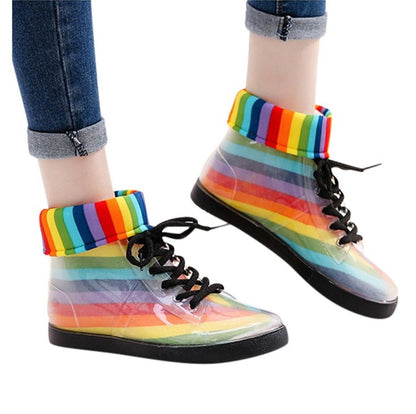 Regenbogen - warme und wasserfeste Damen-Boots